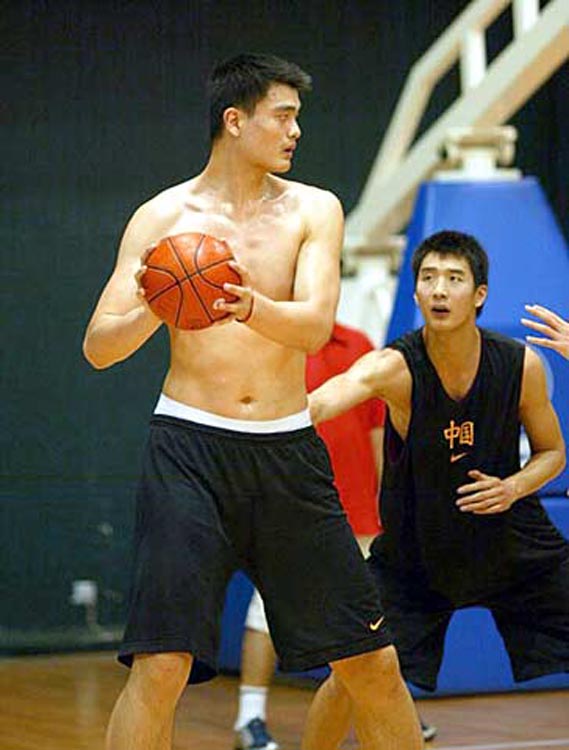 曾效力于北